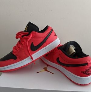 Air jordan 1 low Siren Red